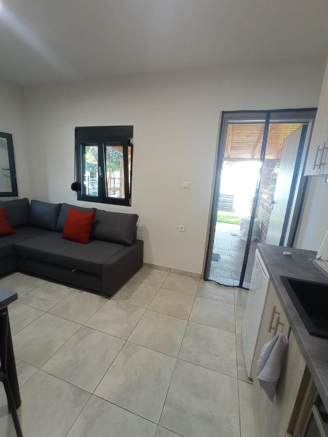 Nikos & Patras Houses Неа Плагия Екстериор снимка