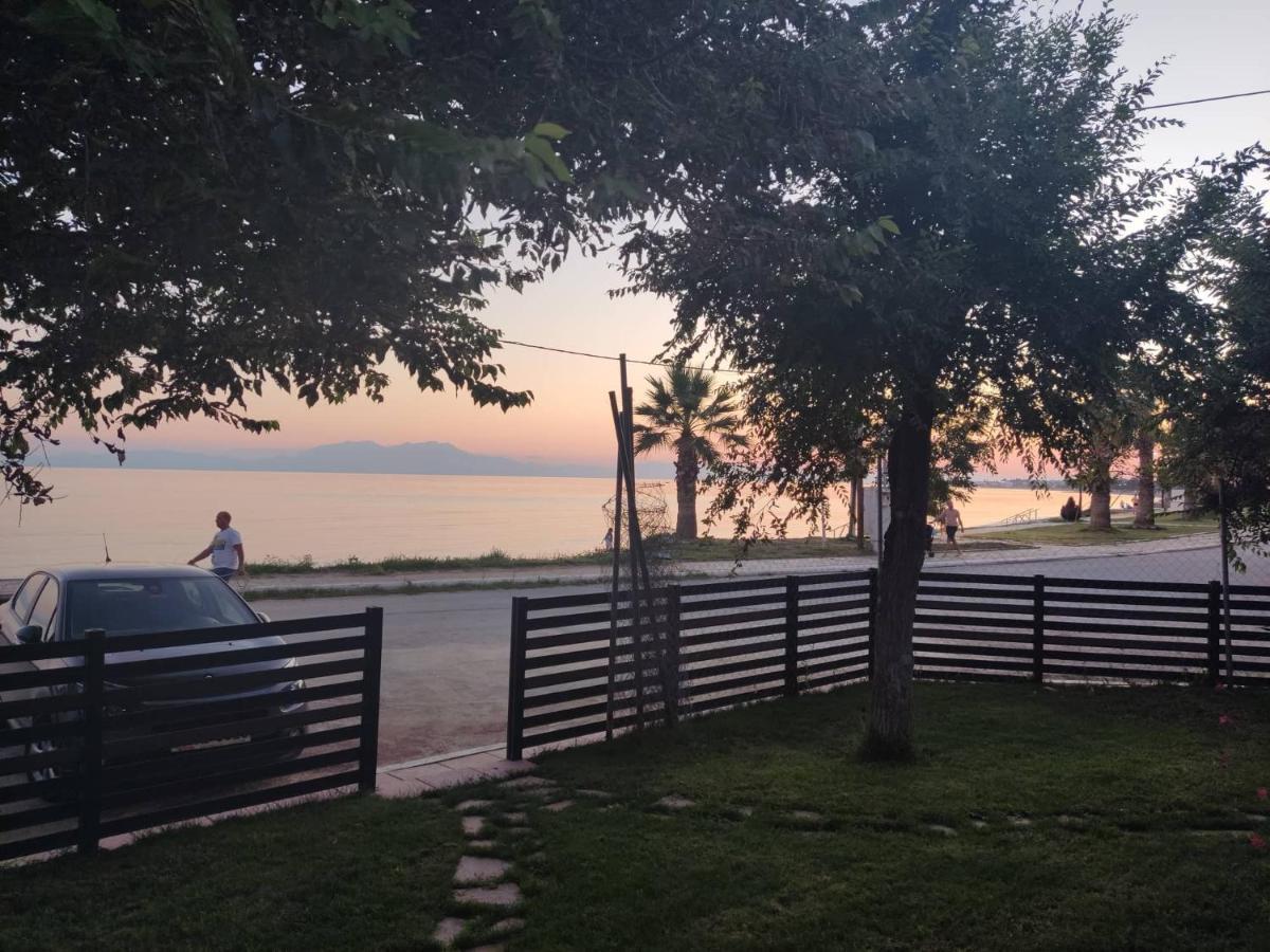 Nikos & Patras Houses Неа Плагия Екстериор снимка